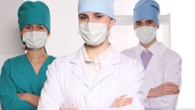 Doctors give recommendations to patients with thoracic osteochondrosis